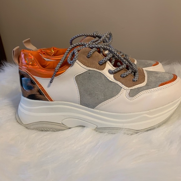 Fluster brand 7.5 sneakers - Picture 2 of 5